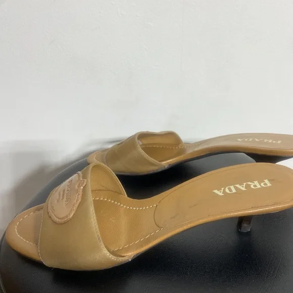Prada Milano Tan Satin Slide Heels Made in Italy Women’s Size 39 - Picture 4 of 9
